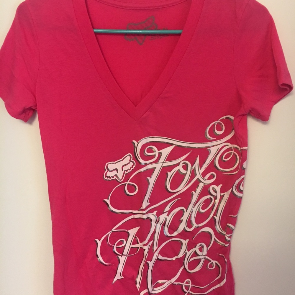 Pink fox tee